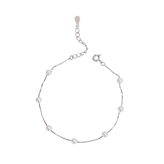 Moonlit Pearl Bracelet